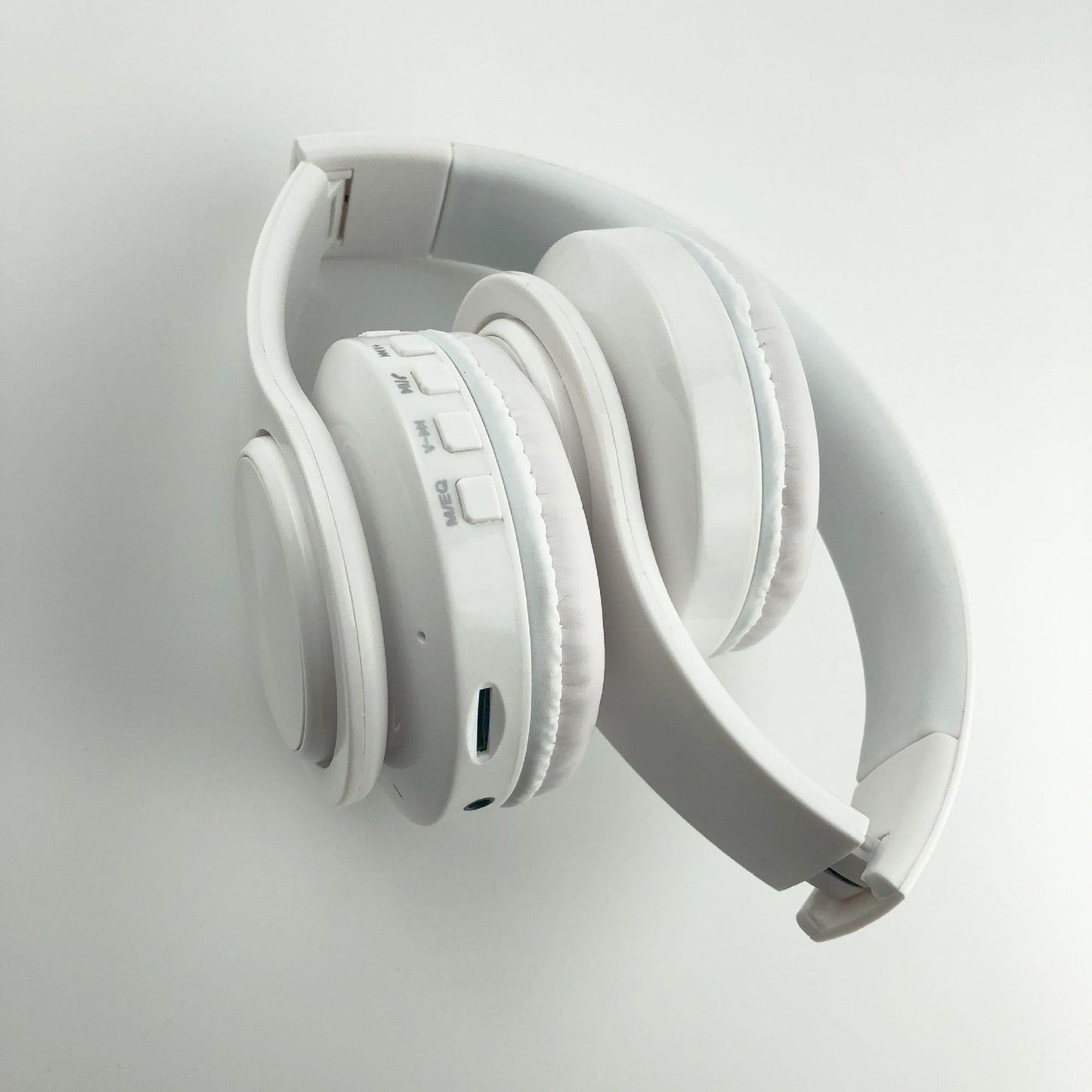 HIFI Wireless Bluetooth Headphones With a Mic